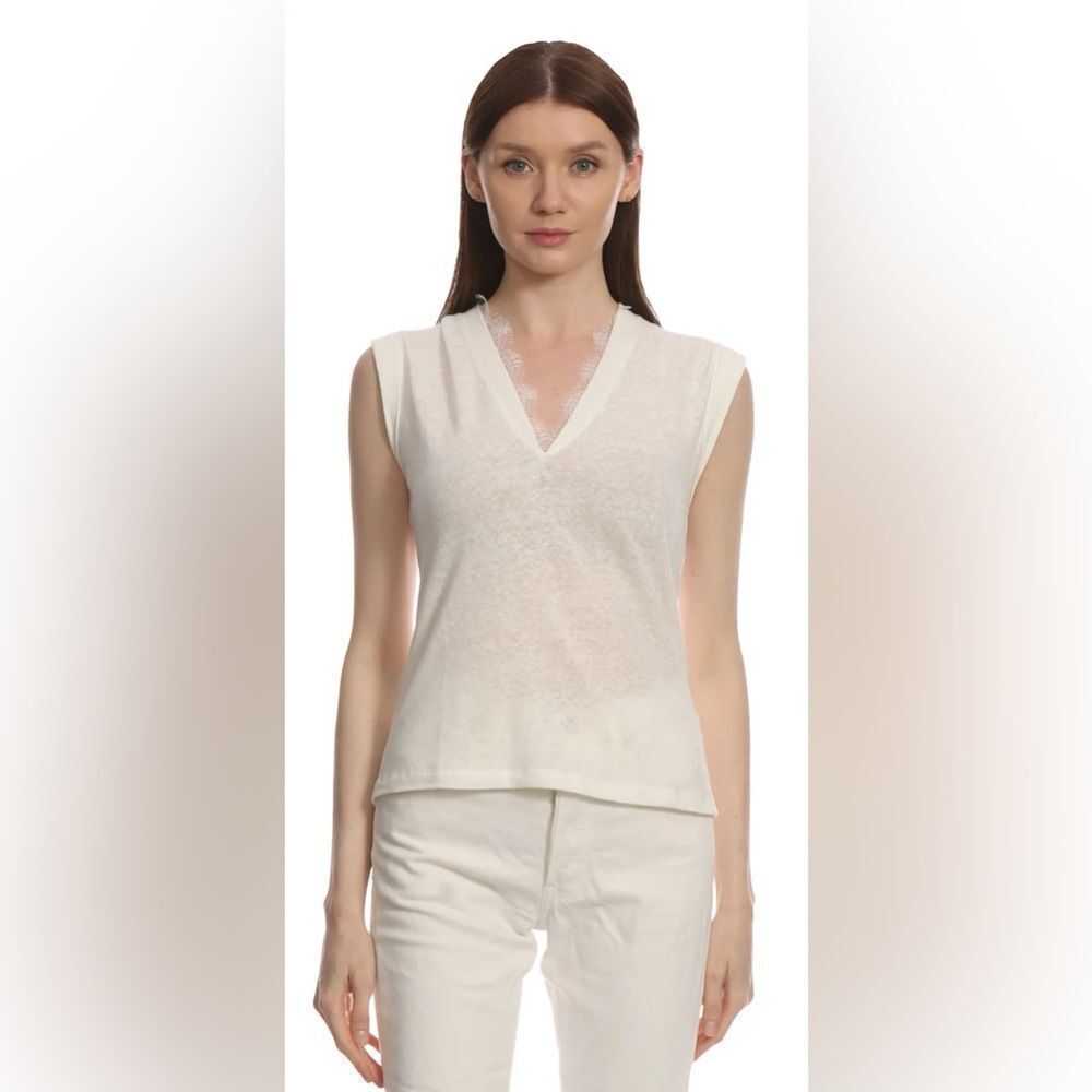 Ted Baker Cream Sleeveless lace detailed Top. L